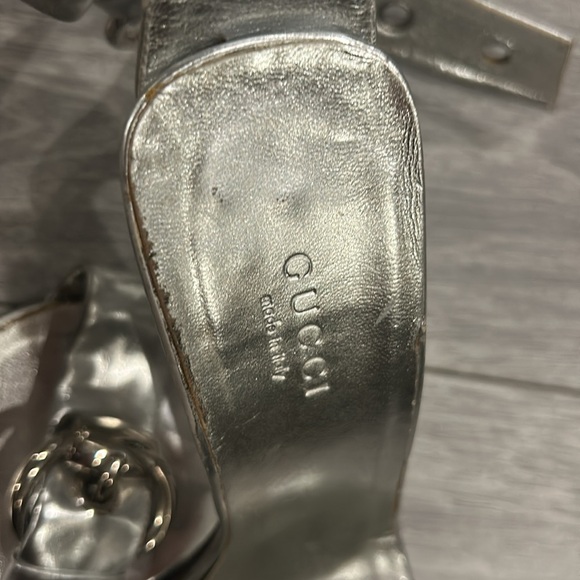 Gucci Metallic Silver Heels with Buckle6 1/2 B - Picture 9 of 12